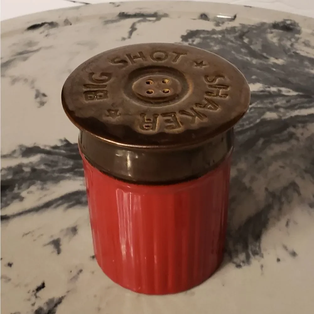 Big Shot Spice Shaker